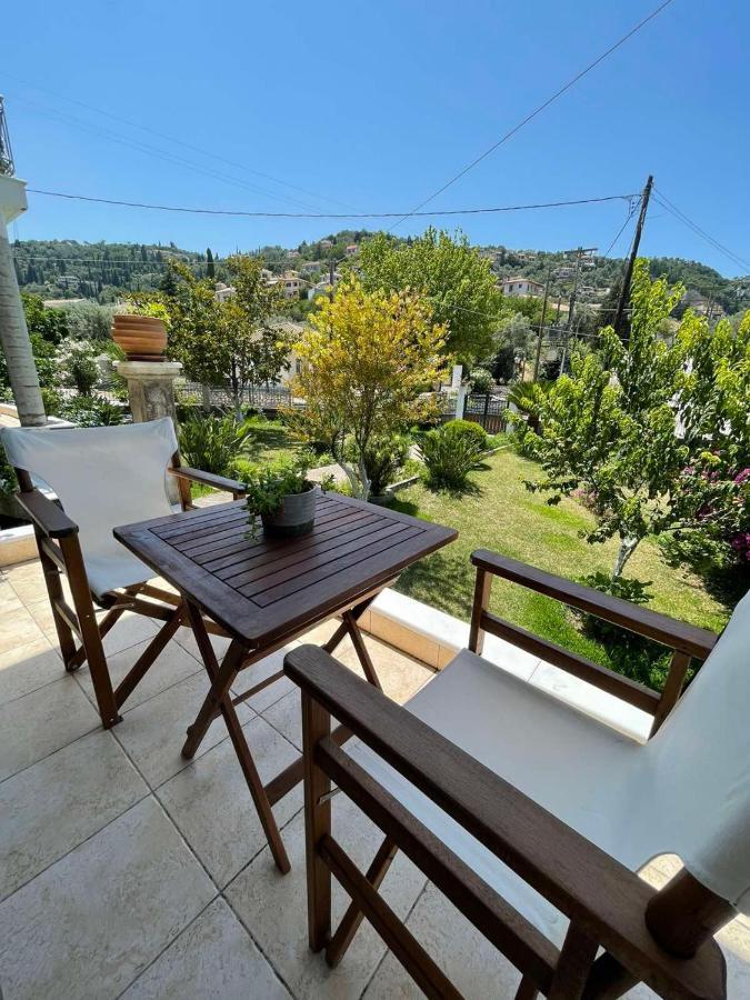 Apricus Apartments Apolpaina Exterior foto